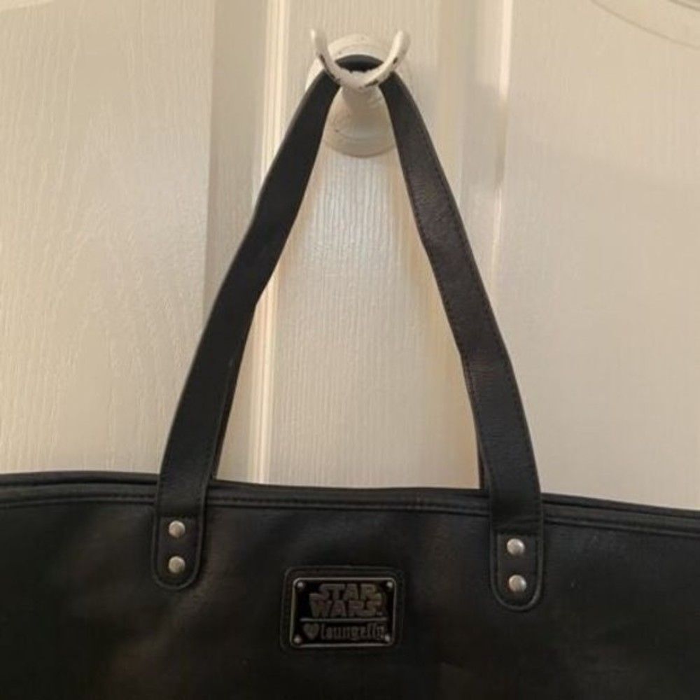 Disney Loungefly Star Wars Tote Bag Purse The Force Awakens NWT - Picture 10 of 11